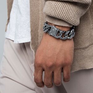 Men's Chunky Silver Chain Bracelet with Signature Plaque
